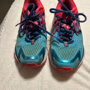Brooks Ravenna Women’s Running shoe size 6.5